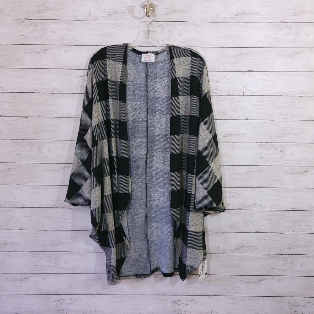Fantastic‎ Fawn Grey Black Buffalo Plaid Kimono Cardigan Size Small NWT
